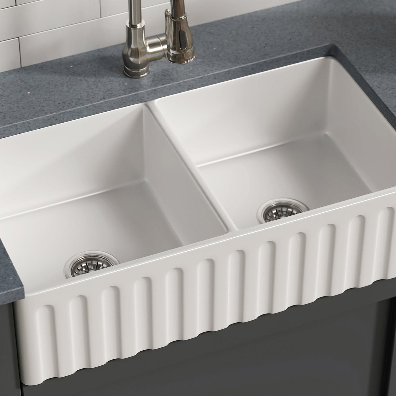 Pelican Farmhouse Series Reversible Farmhouse Sink